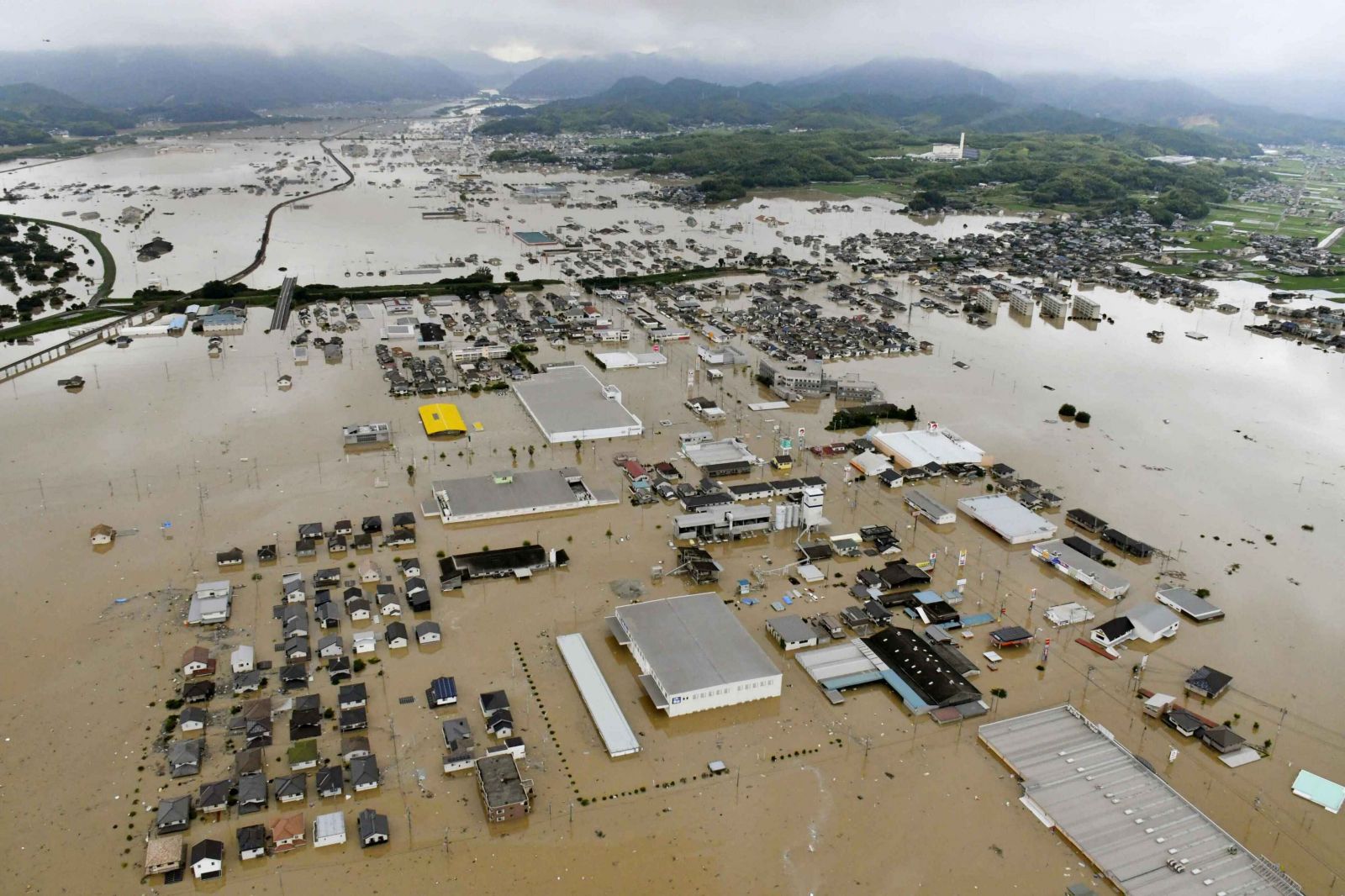 日本暴雨增至47死49失蹤