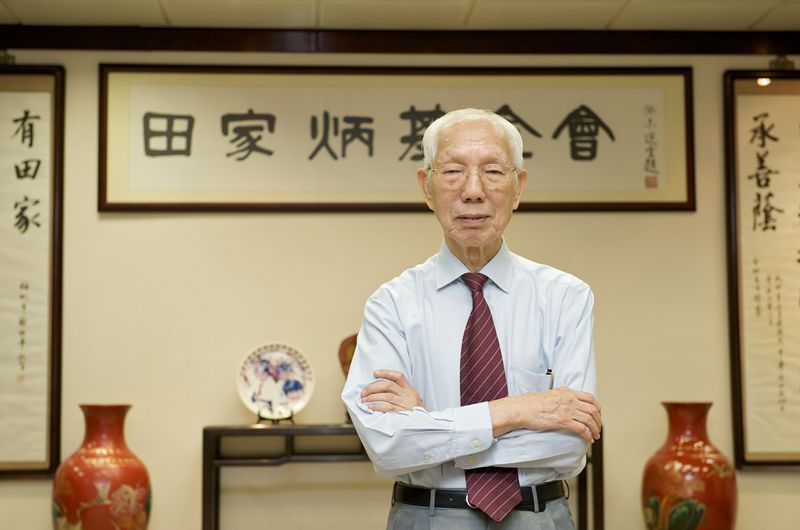 香港慈善家田家炳離世 享年99歲