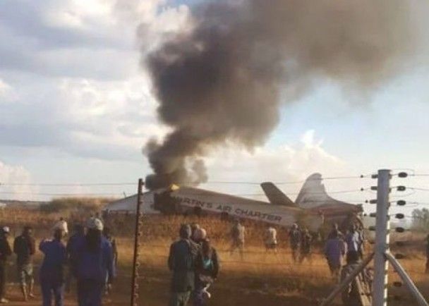 ​南非私人包機墜毀一死20傷