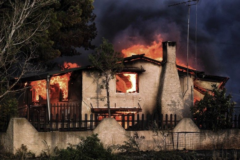 雅典嚴重山火增至50死170傷