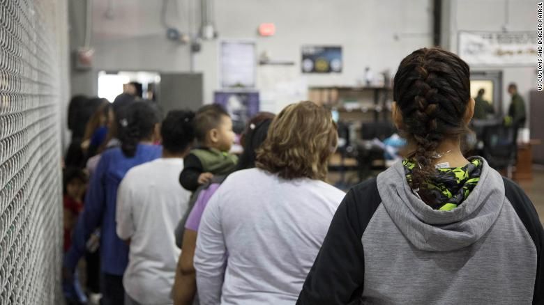 ​美當局指近1,200非法入境家庭已團聚