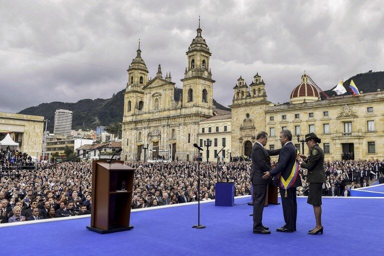 哥倫比亞新總統杜克宣誓就職