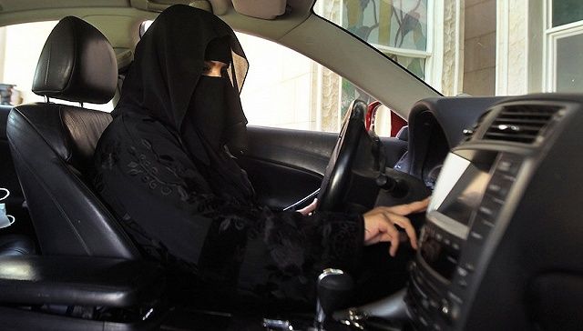 沙特疑現首位女偷車賊