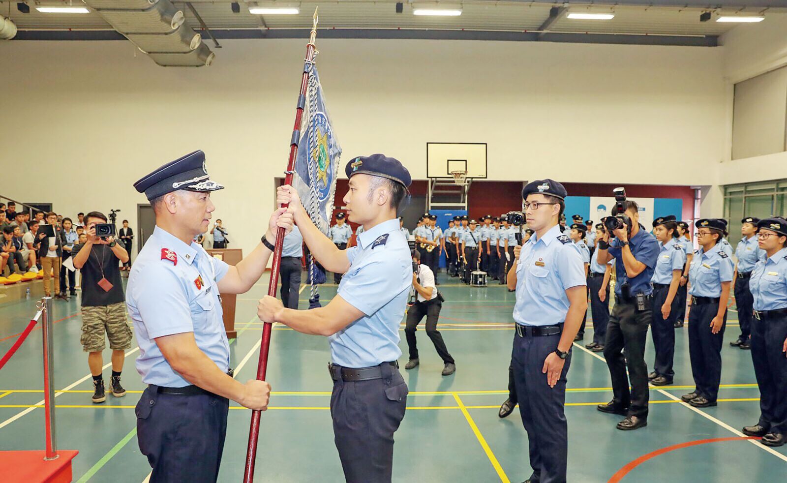 與警隊並肩防罪滅罪