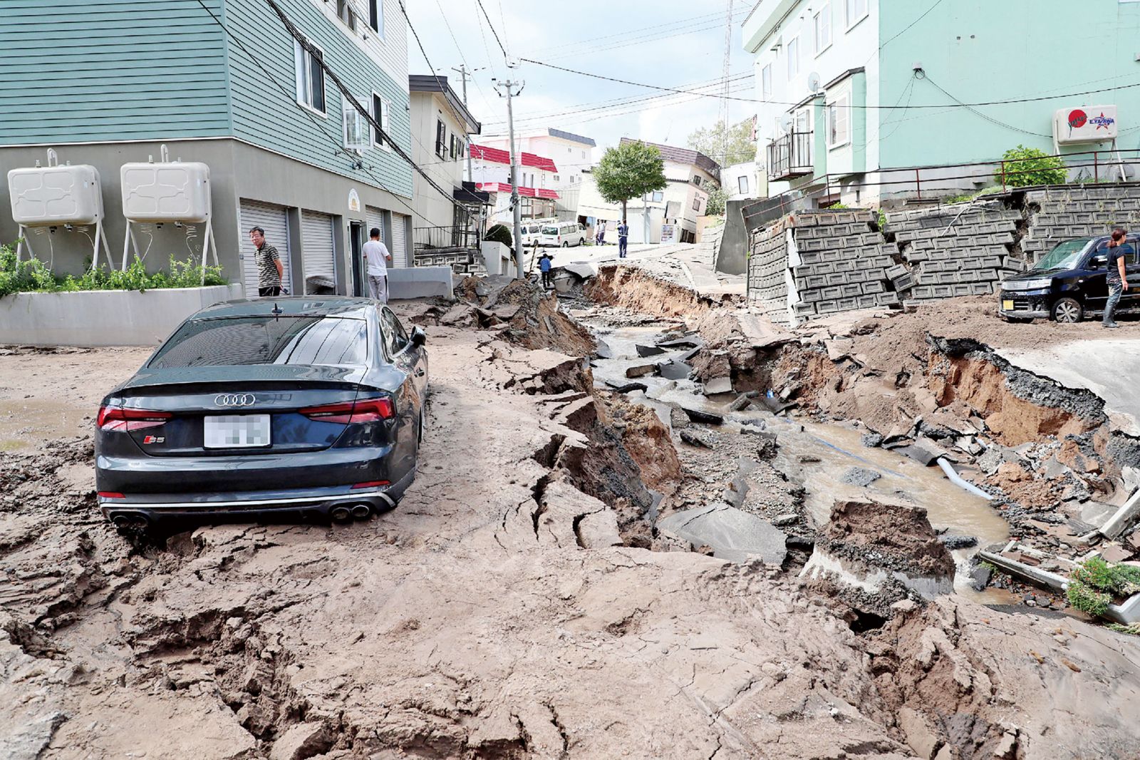 北海道6.7級強震11死