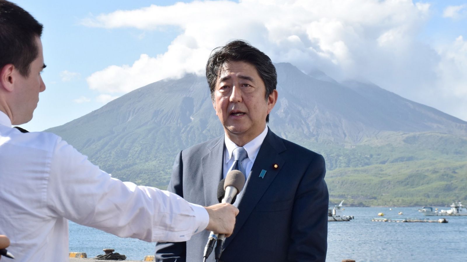 安倍晉三連任