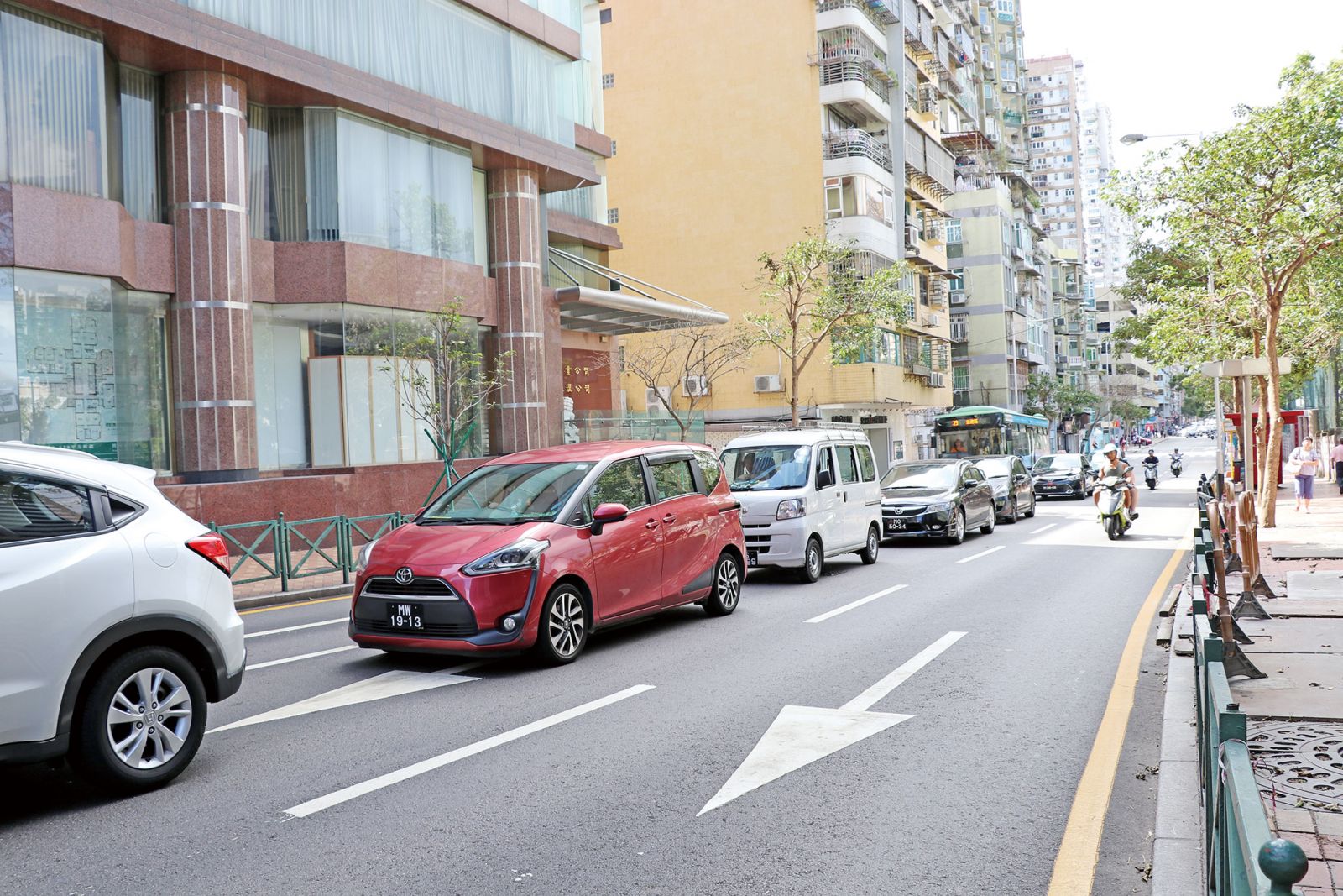 刪私家車泊位 民眾憂違泊現象加劇