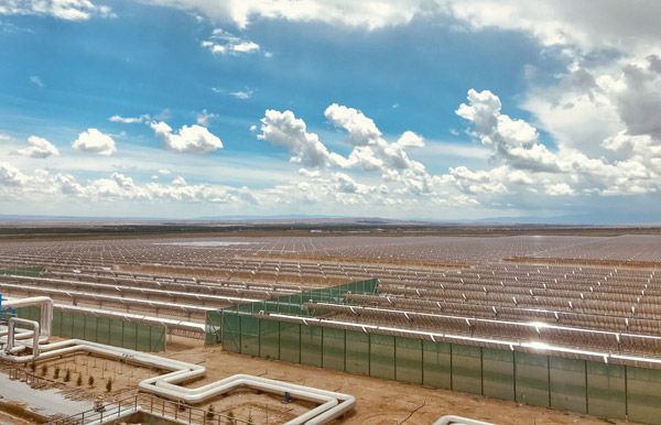 中國首個大型太陽能光熱示範電站投運