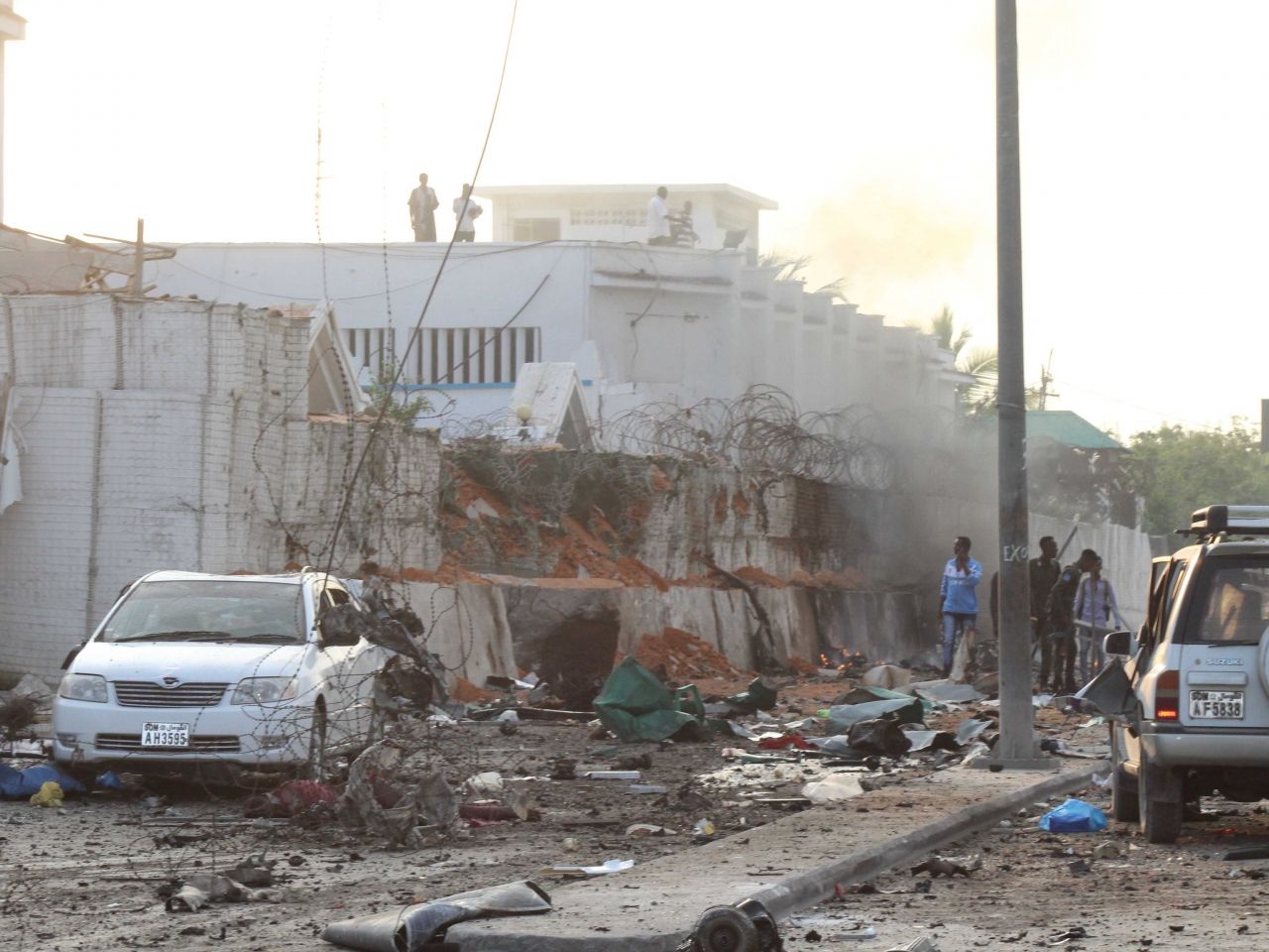 ​索馬里連環汽車炸彈襲擊過百死傷