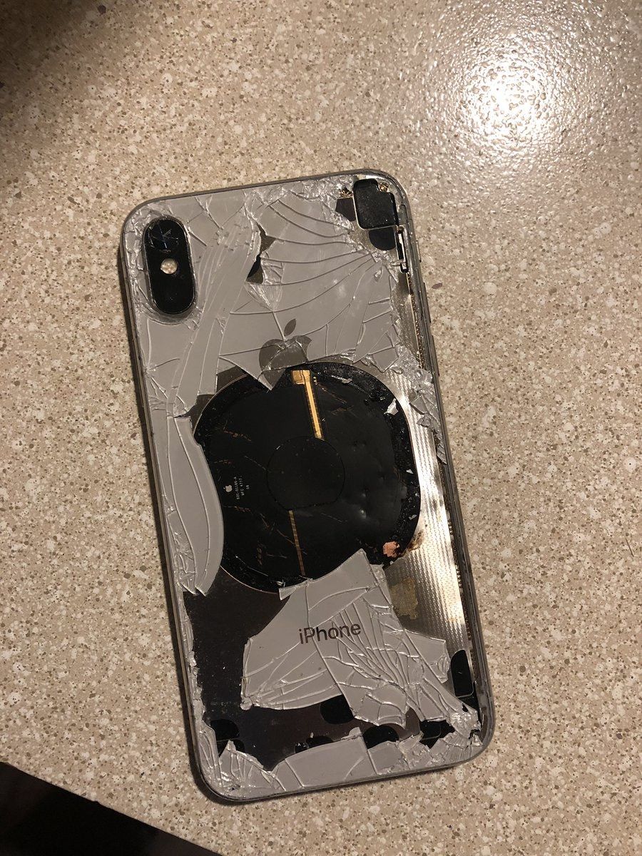 【果粉注意】美國男子iPhone X更新後爆炸