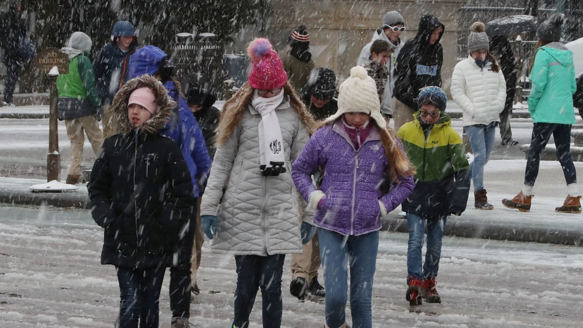 美國東岸暴風雪吹襲 7人死亡