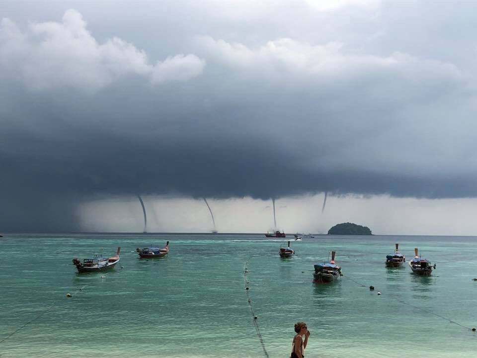 有片！【海上奇觀】泰國麗貝島驚現4水龍捲
