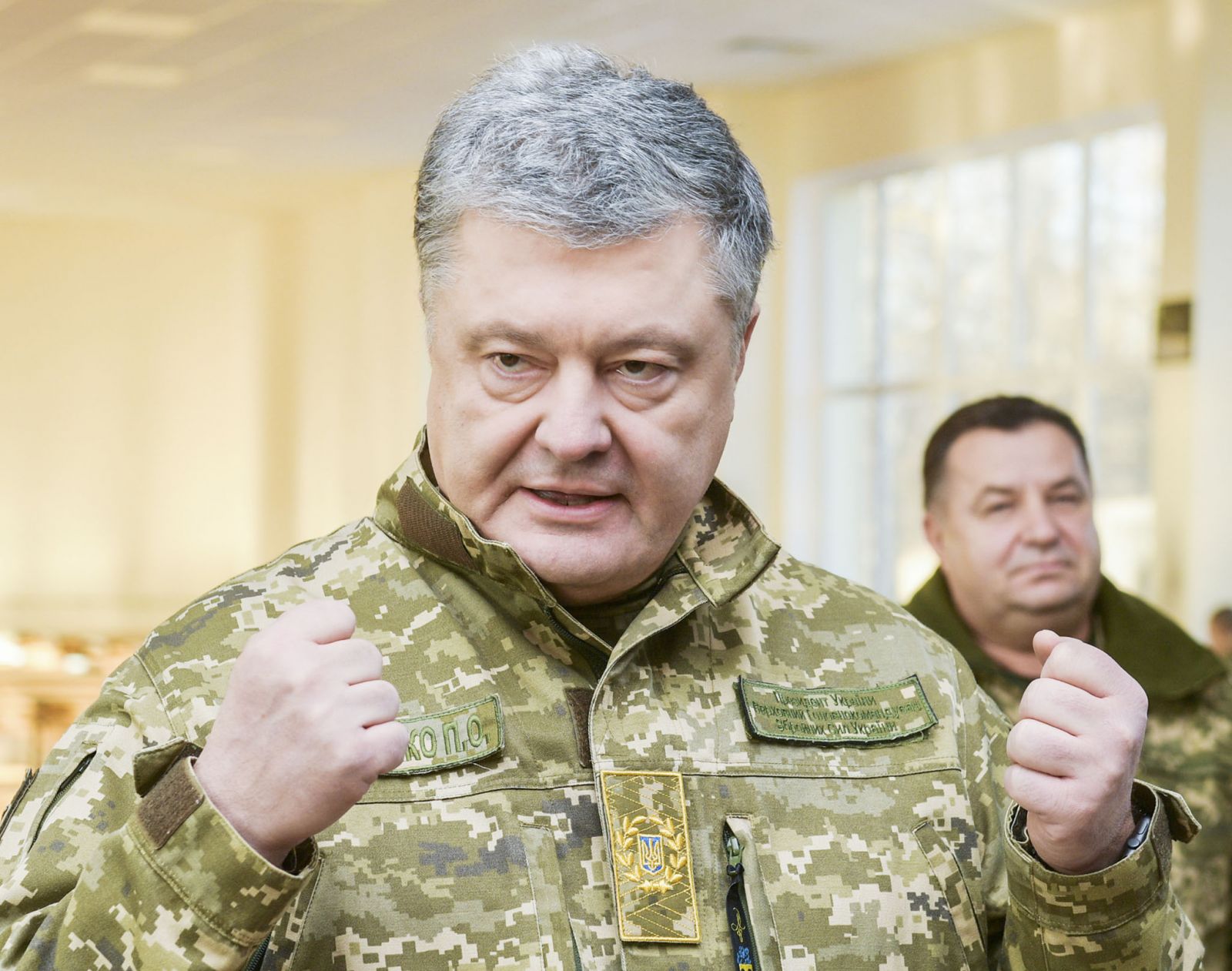 波羅申科促北約派救兵 「烏克蘭恐被吞併」