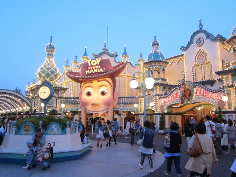 東京迪士尼打造《反斗奇兵》主題酒店