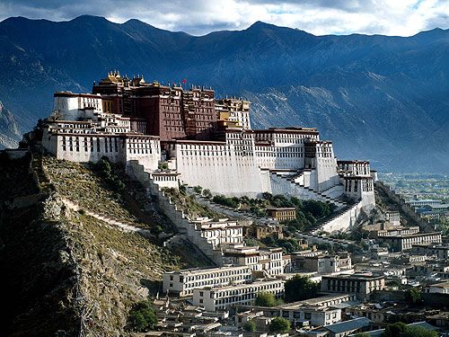 特朗普簽署《西藏旅行對等法》