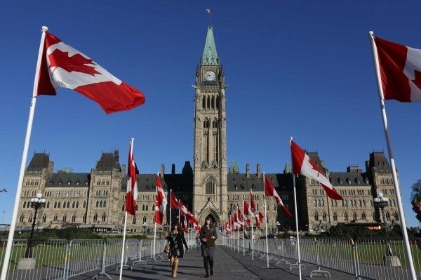 加拿大驅逐160名「非法中國移民」