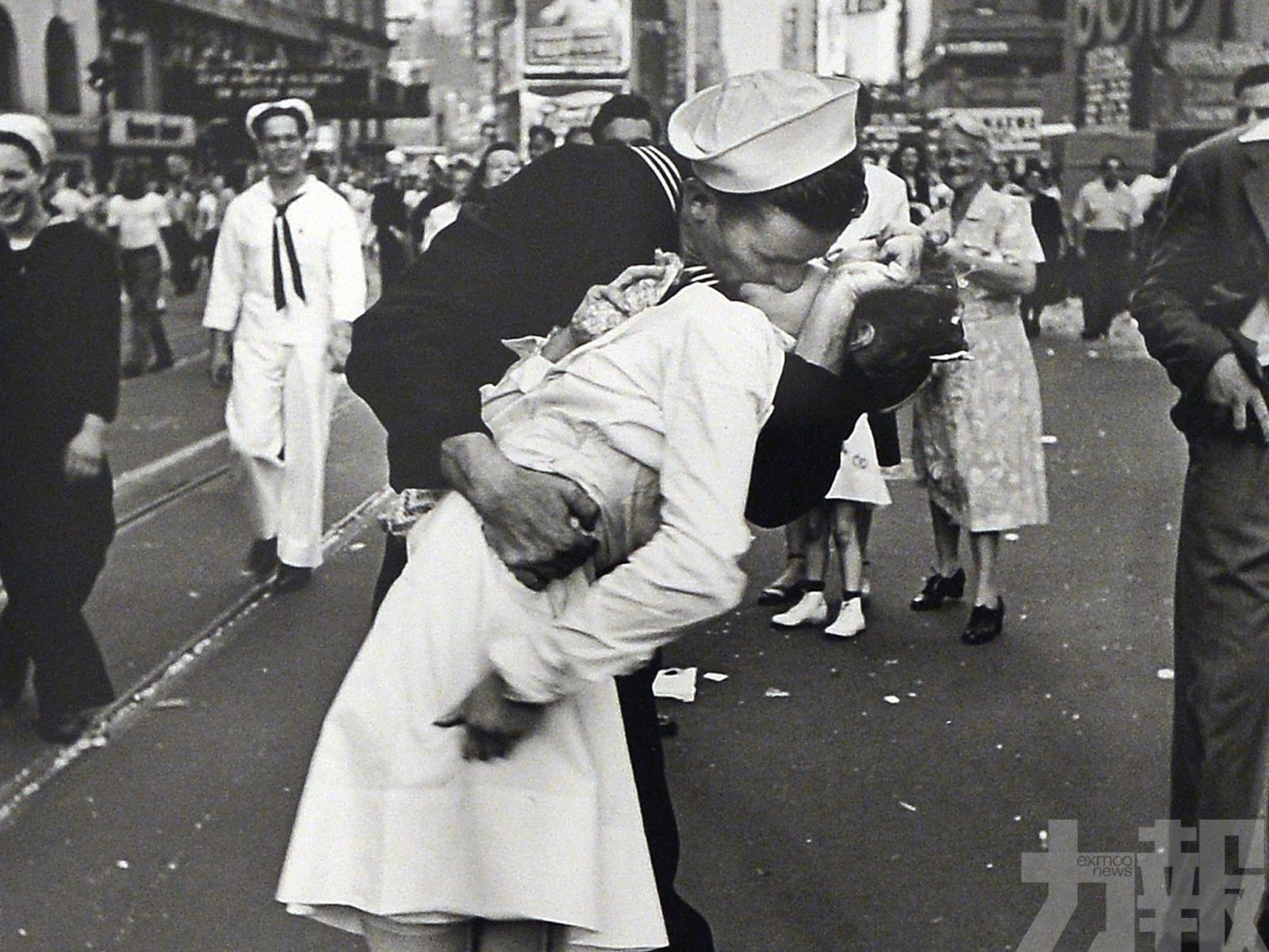 【勝利之吻】二戰經典照片男主角逝世 終年95歲