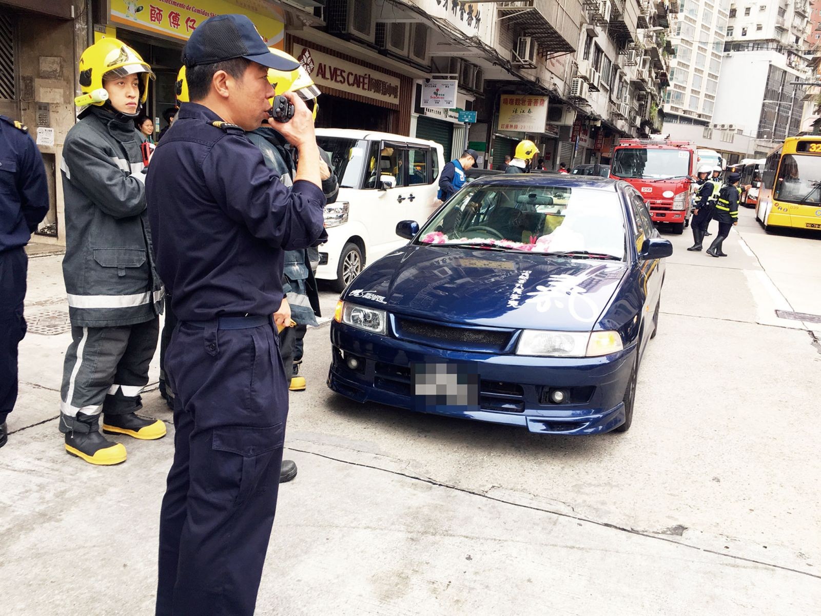 女司機稱撞路人 現場傷者消失！