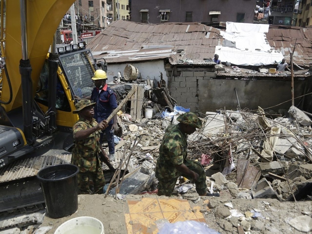 尼日利亞建築物倒塌至今10人死亡