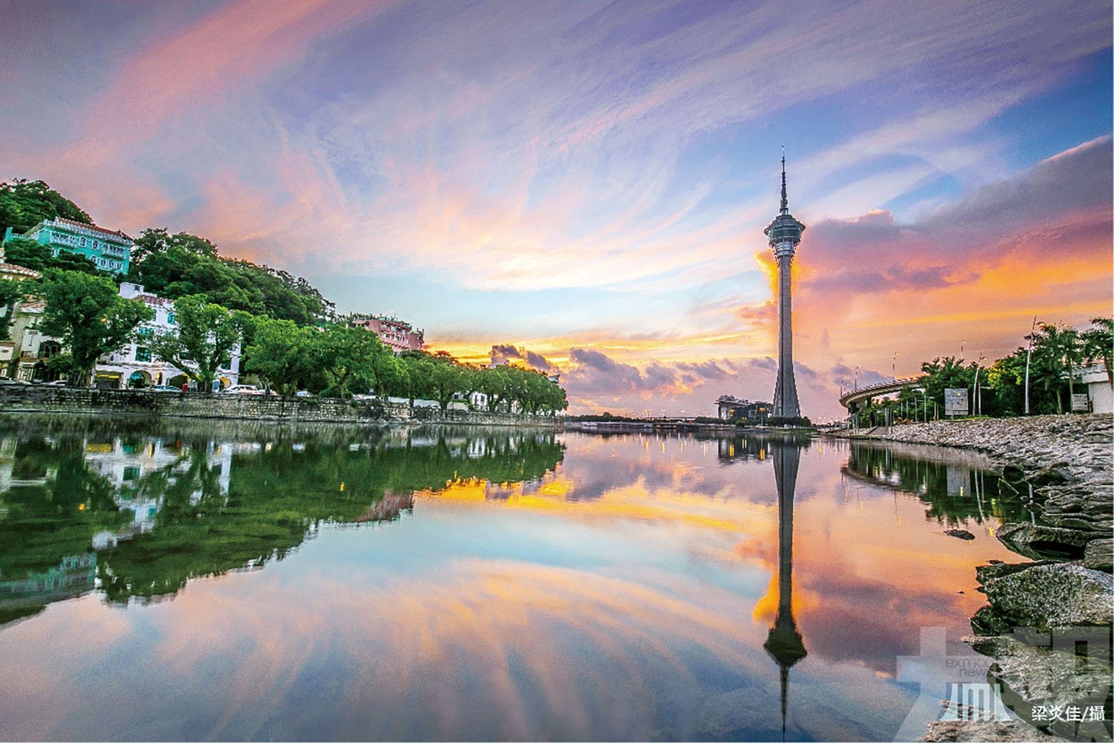 港珠澳大橋入列