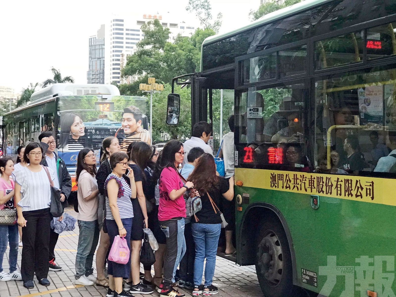 去年巴士載客2.15億人次 交通局推廣市民公交出行