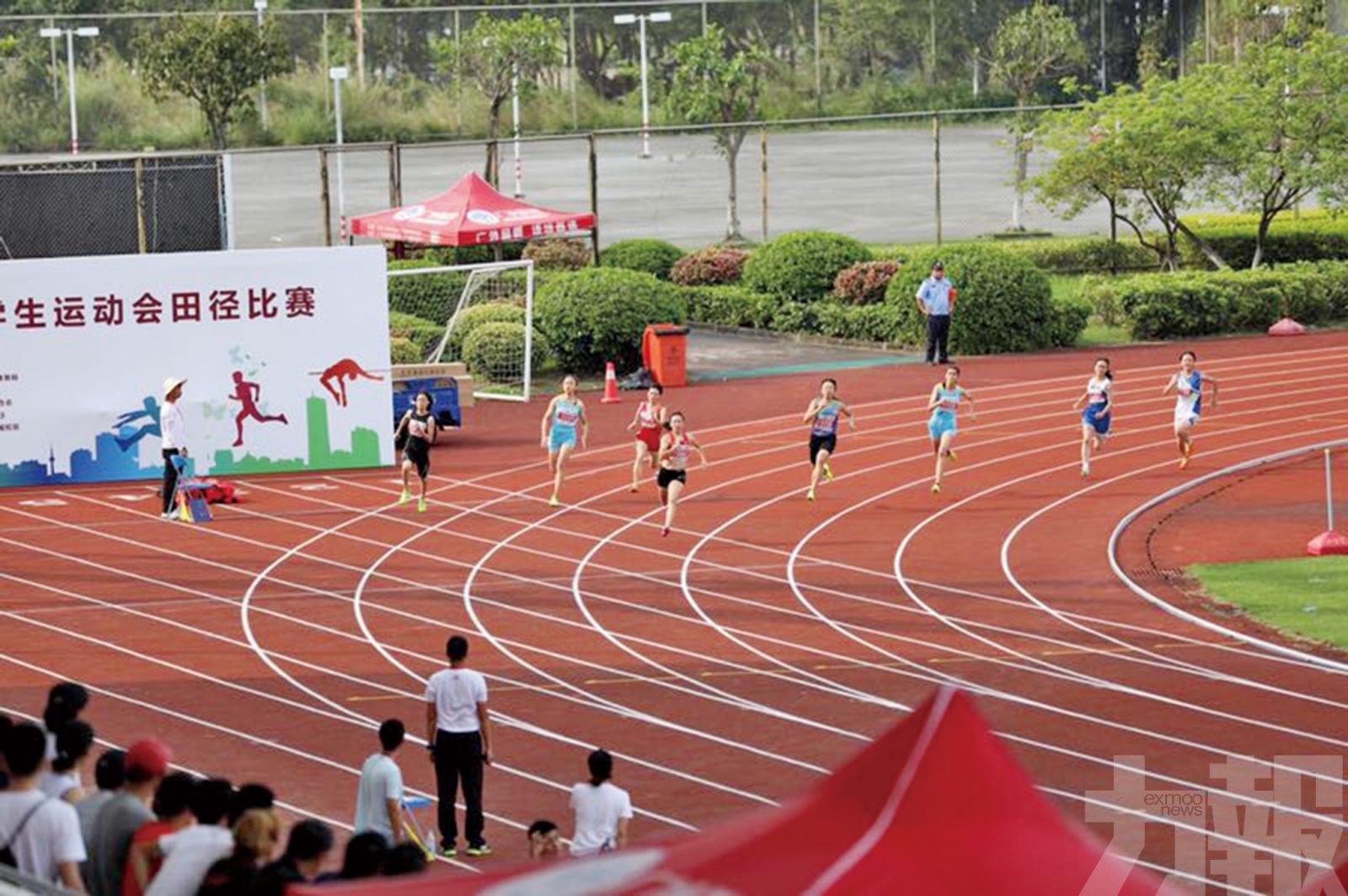 呂艶蘭打破200米跑澳門紀錄