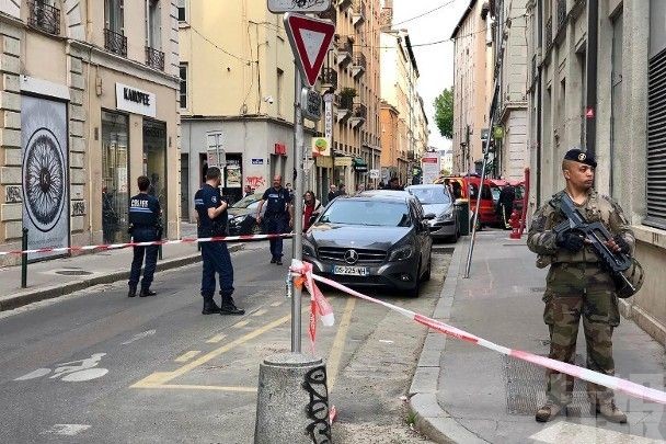 法里昂麵包店疑遭炸彈襲擊 至少13傷