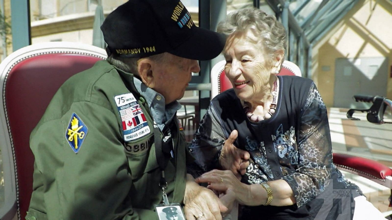 美國老兵75年後再遇法籍女友