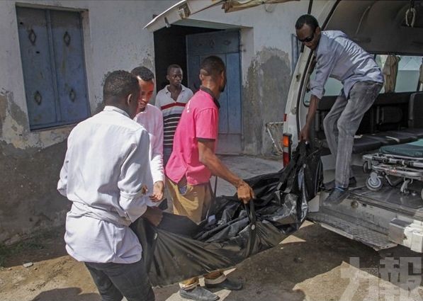​索馬里連環汽車​炸彈爆炸致11死25傷