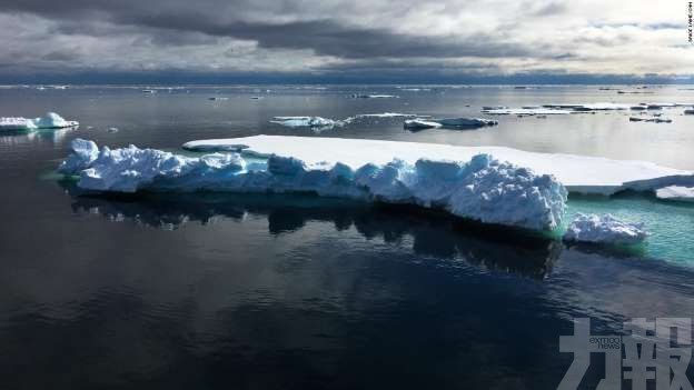 不尋常！格陵蘭島20億噸冰一日內融化