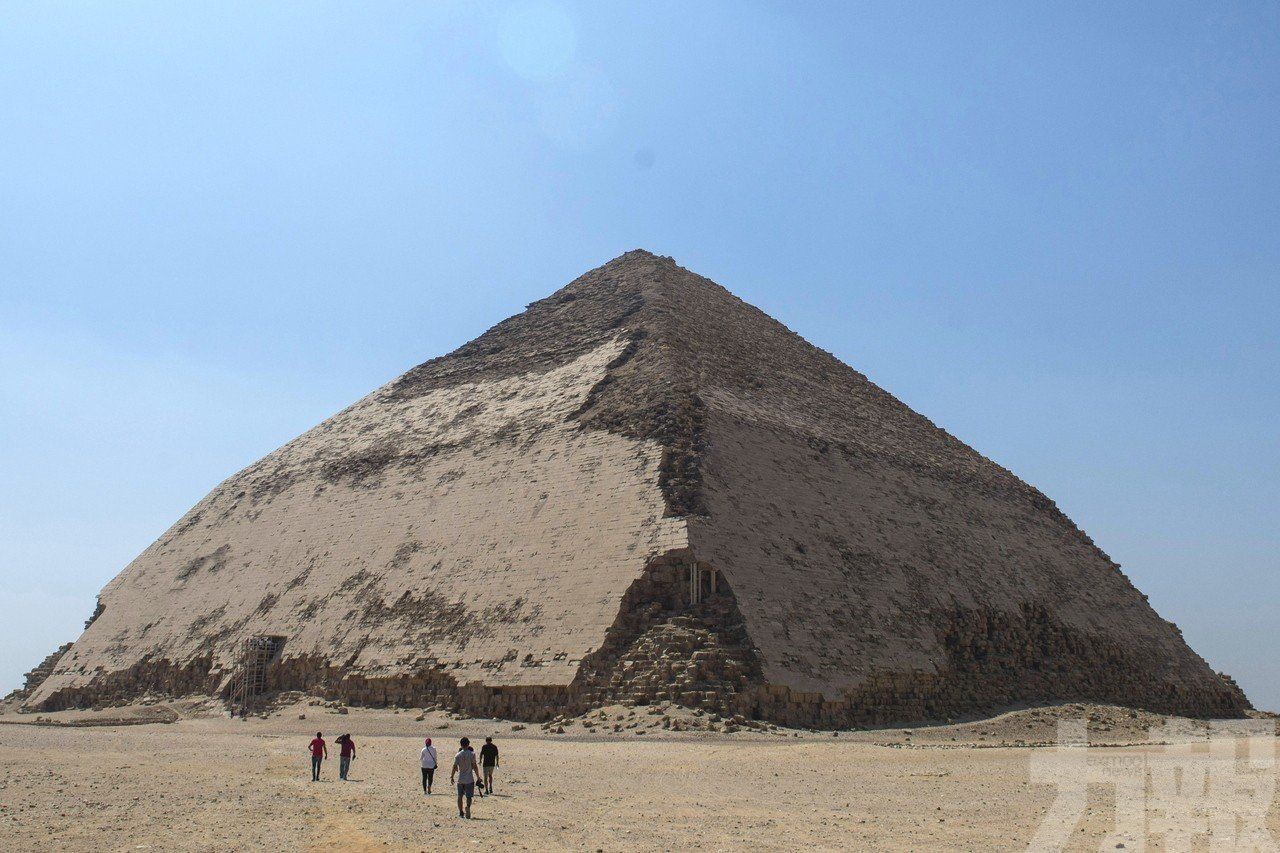 埃及開放兩座最古老金字塔