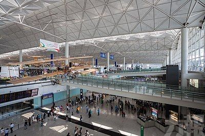 香港機場8月客運量跌逾12%