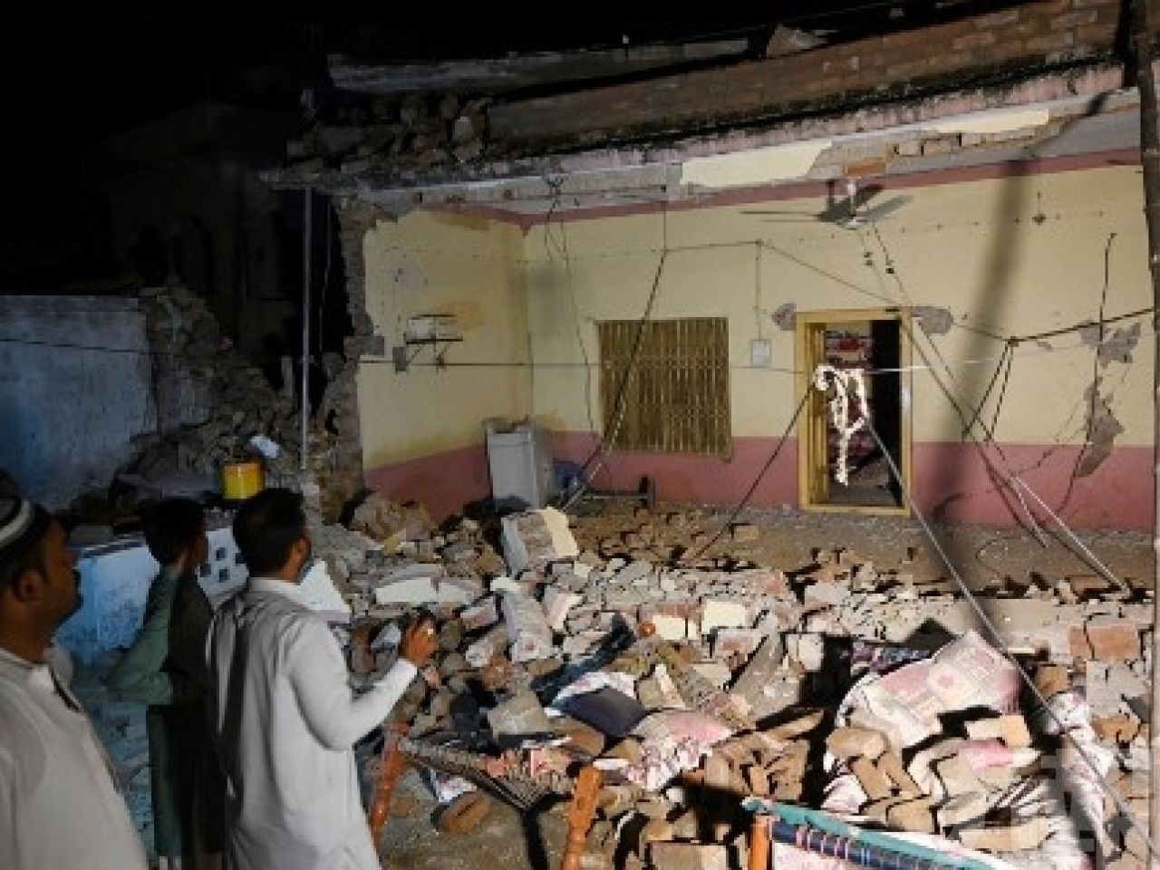 巴基斯坦5.8級地震 至少22死逾700傷 - 澳門力報官網