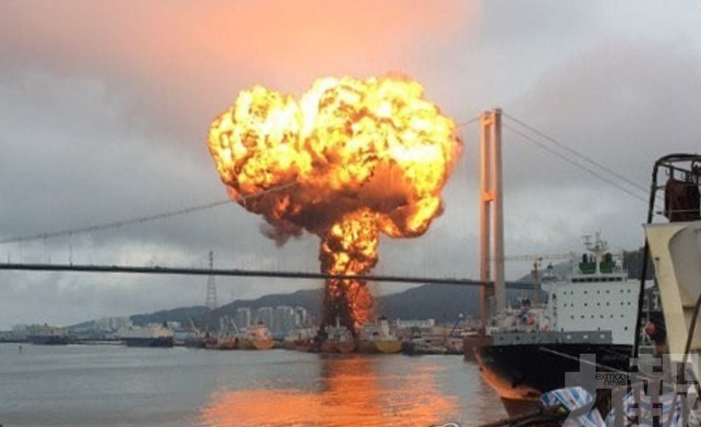 ​韓國蔚山港運油輪起火爆炸18傷