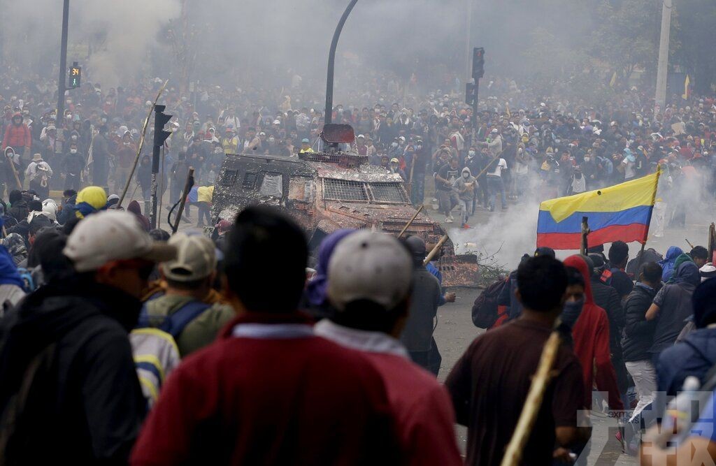 厄瓜多爾總統撤離首都辦公