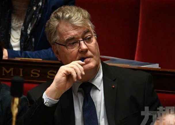 法國專責退休金事務專員德勒瓦辭職