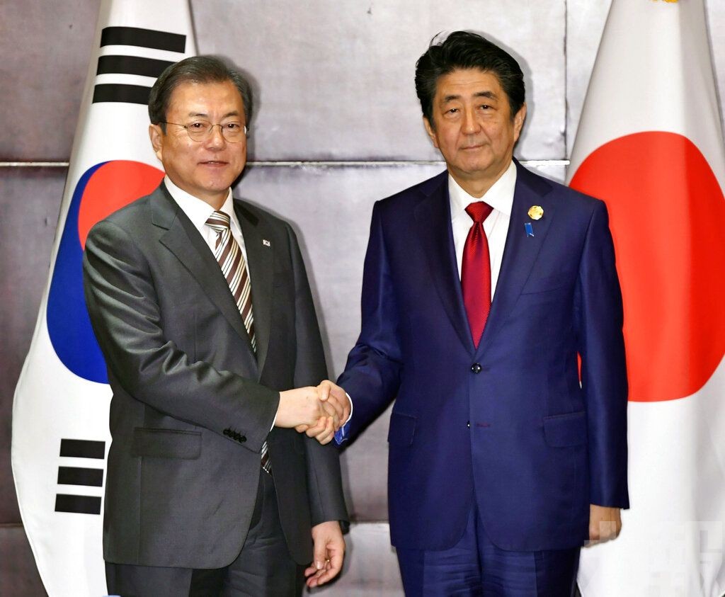​韓日領導人在成都舉行會談