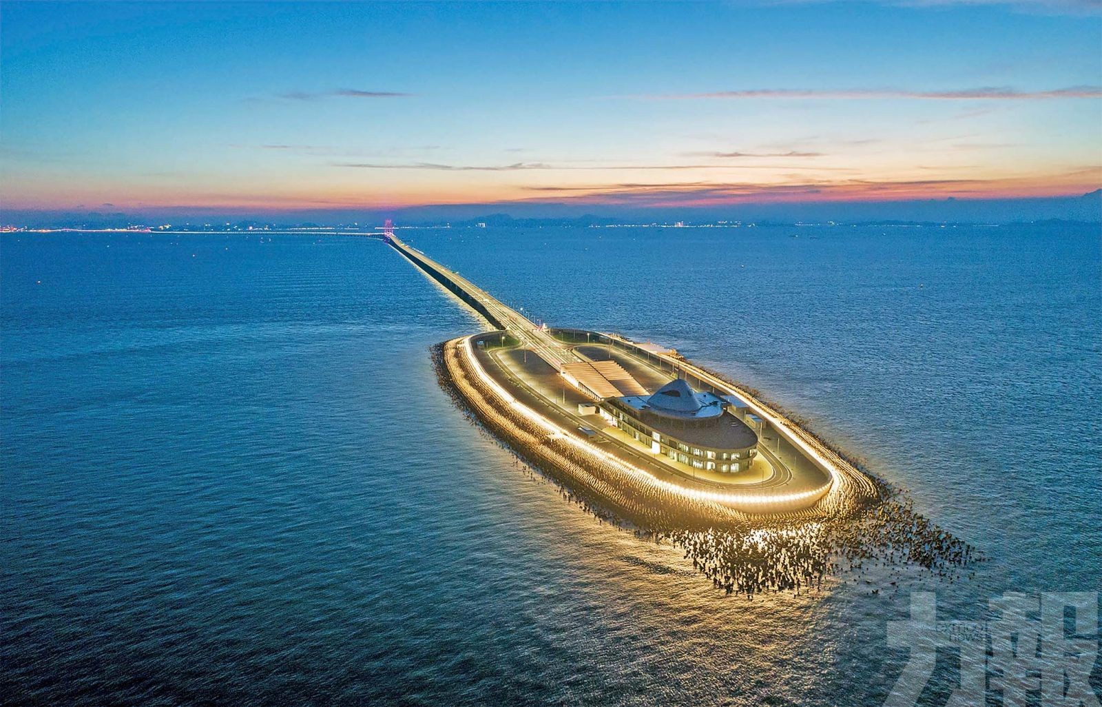 取景大橋白海豚島 展灣區盛世圖景