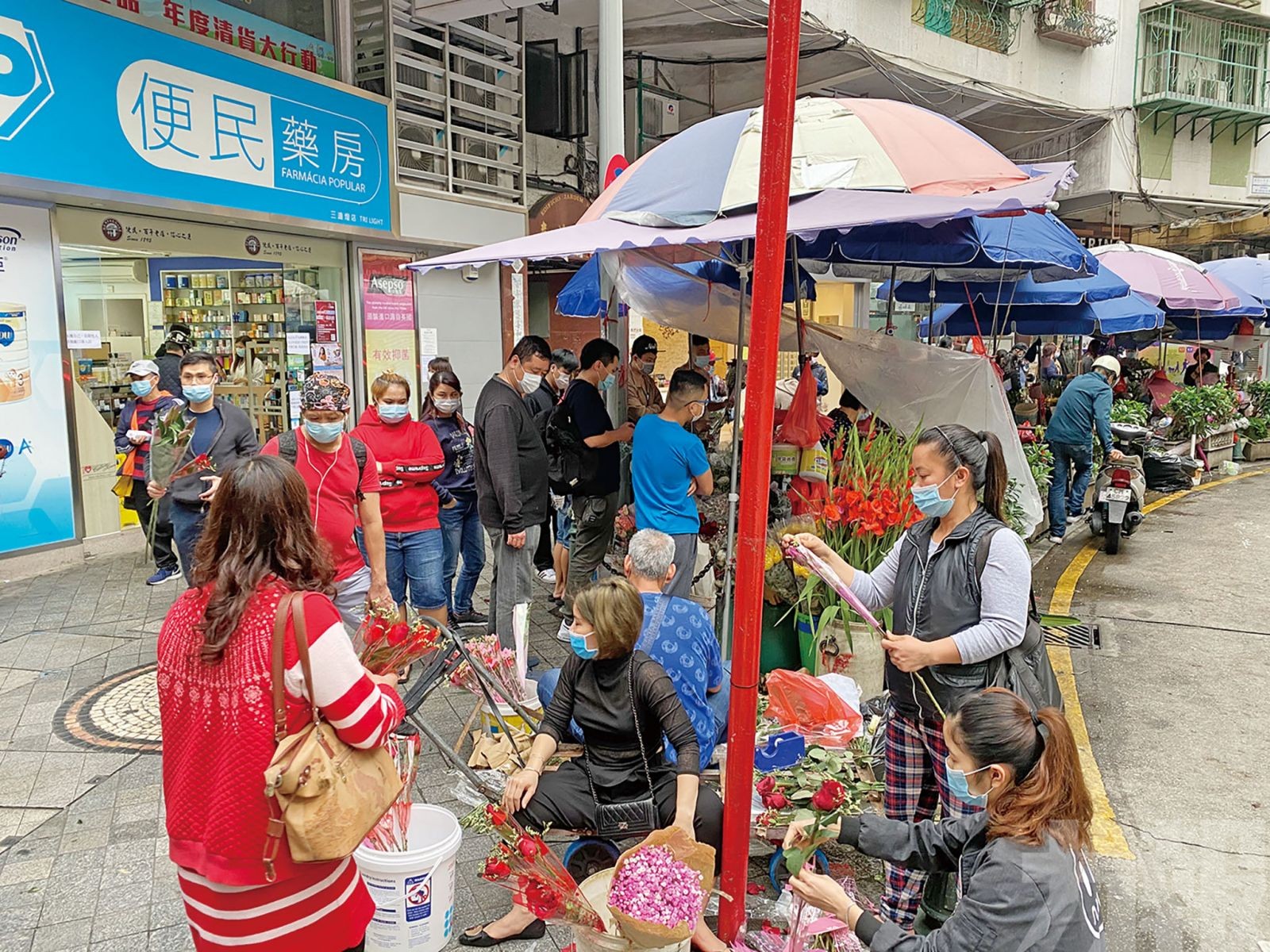 當局再三忠告：若非必要 請勿外出