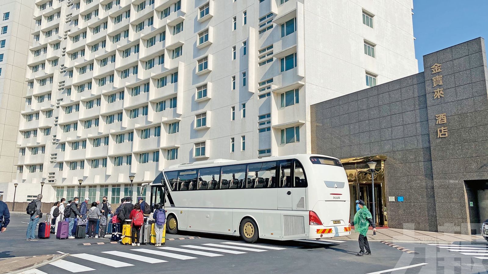 當局籲遵守指引 同心抗疫