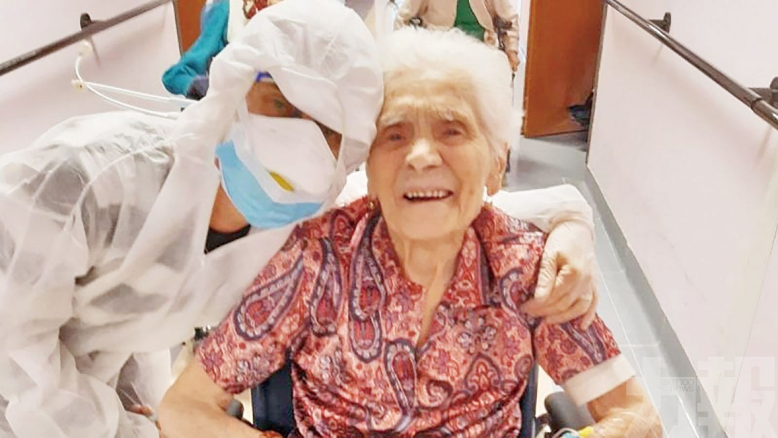 103歲人瑞康復出院