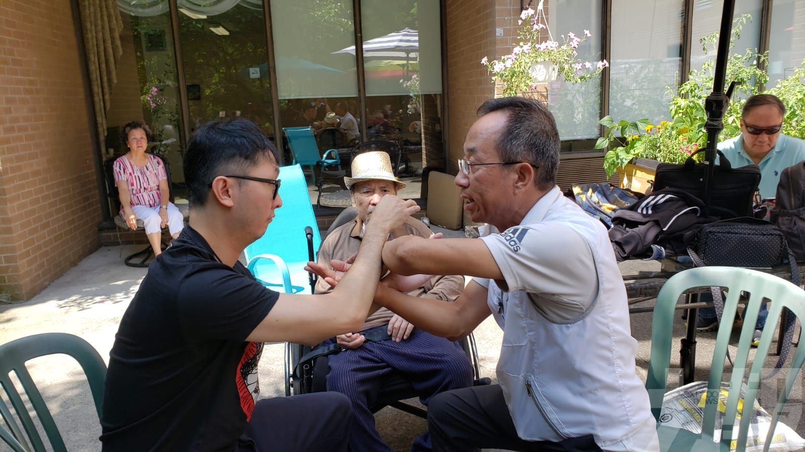 承諾將師父詠春拳「完完本本」傳承下去