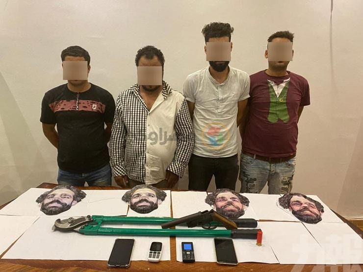 埃及劫匪戴沙拿面具犯案被捕