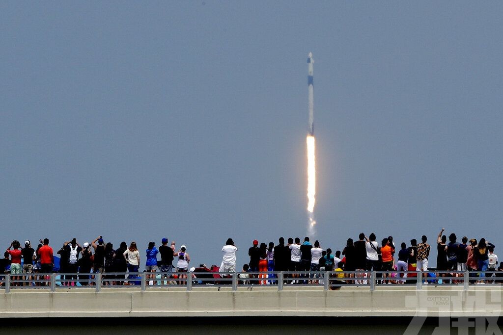 SpaceX載人「龍」飛船成功升空
