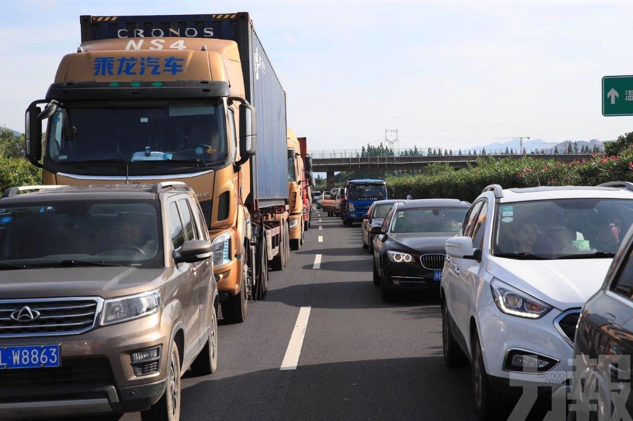 同一條高速路再發生危化品車事故