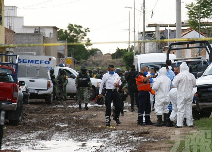 墨西哥無牌戒毒中心爆槍擊 24死7傷