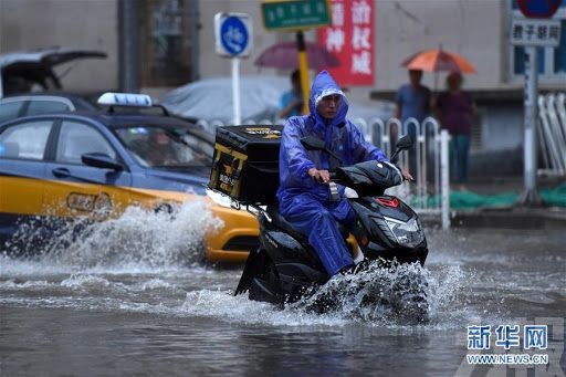 北京發洪水藍色預警 首都機場取消逾200航班