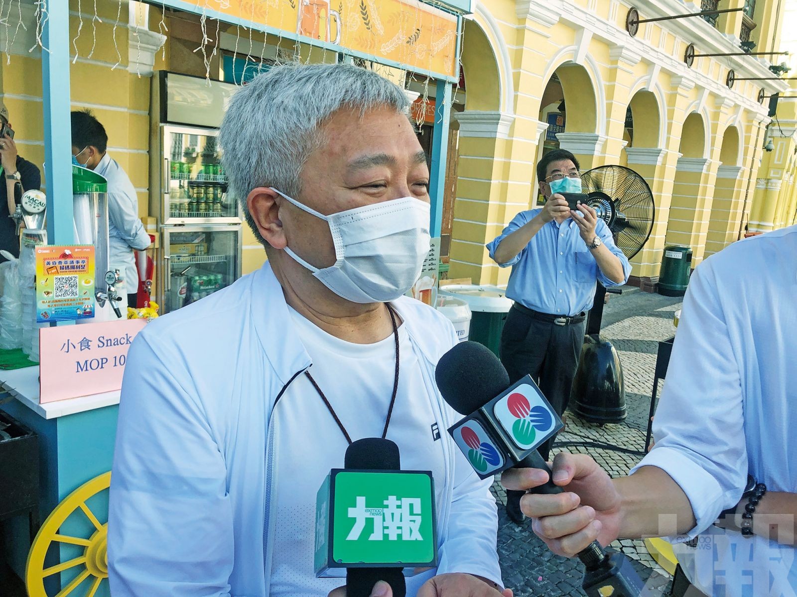 佳景、黎氏、澳達先後發盈警