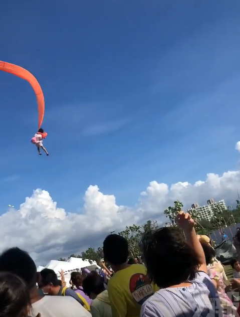 3歲女童遭風箏纏頸扯上天