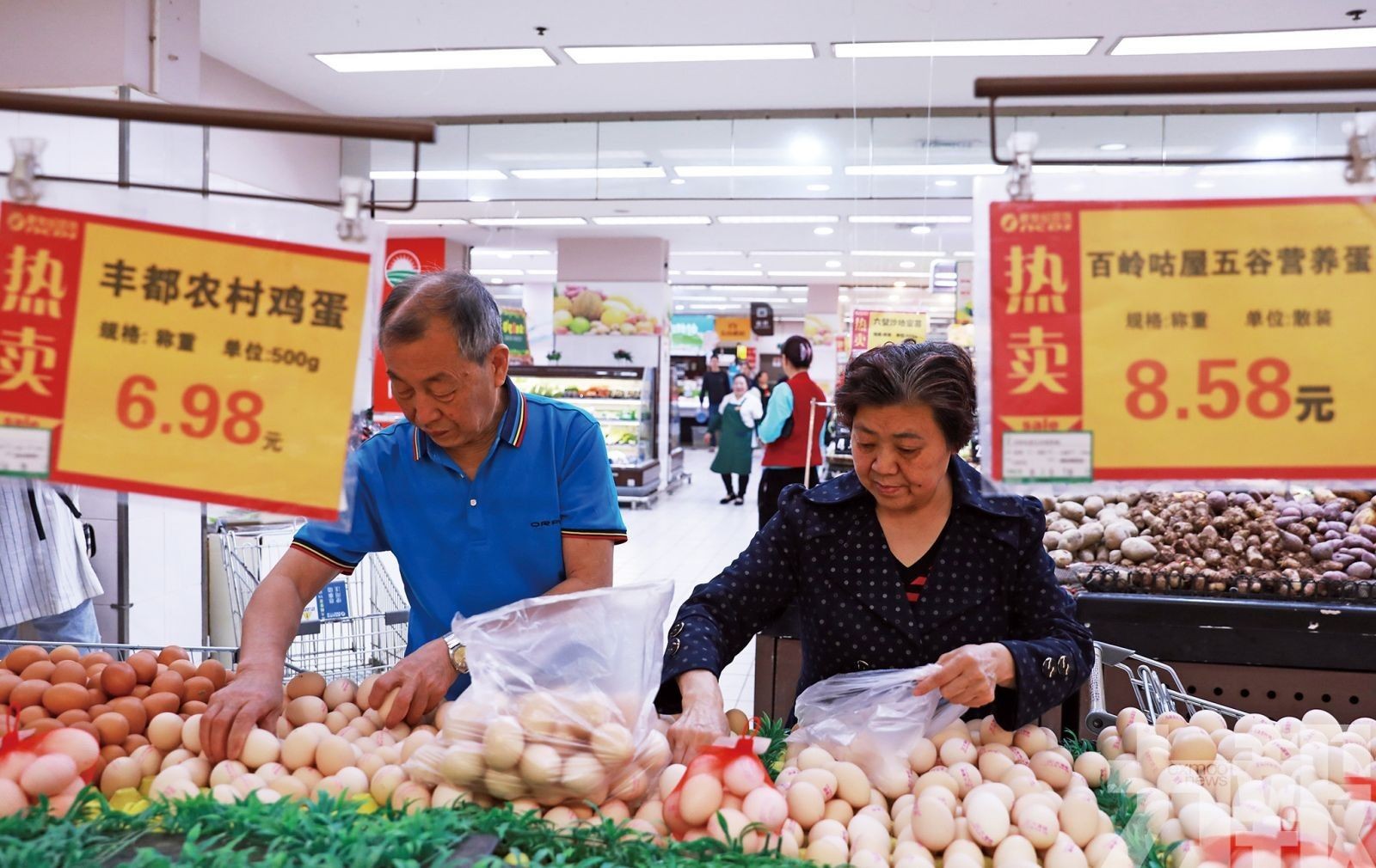 內地8月按年通脹2.4%